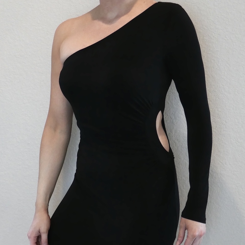GUESS Black Dress One-Sleeve